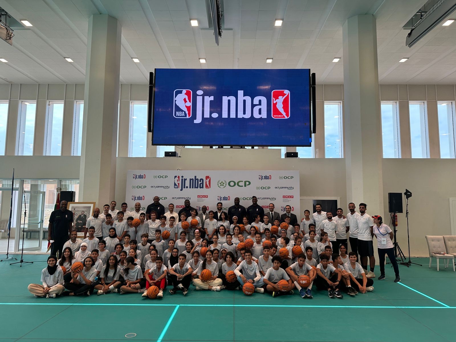  الرابطة الإفريقية لكرة السلة (NBA AFRIQUE) ومجموعة المجمع الشريف للفوسفاط يطلقان برنامجا شاملا لتنمية كرة السلة لفائدة الشباب المغربي 