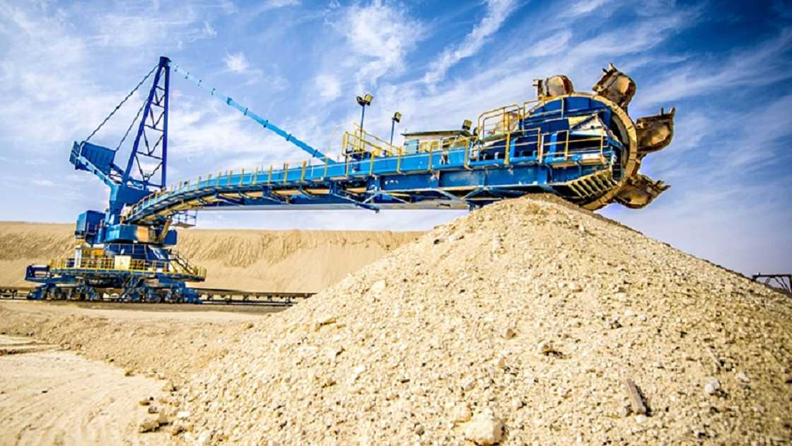 نواب في الكونغرس الأمريكي يطالبون إدارة بايدن بتخفيف الرسوم الجمركية واردات الفوسفاط المغربي