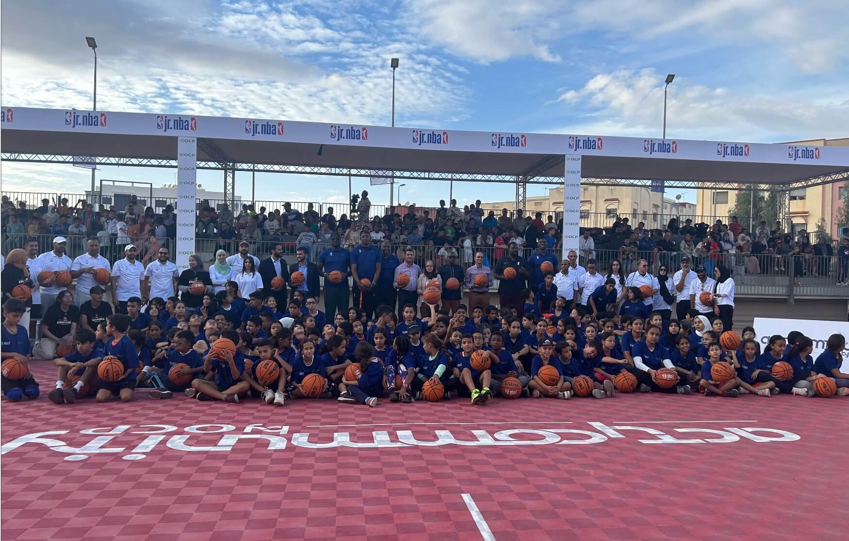  مشروع الـ NBA Junior والـ OCP يزور مدينة خريبكة بحضور نجوم رابطة كرة السلة الأمريكية 