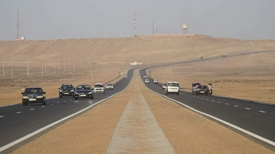 حكومة أخنوش تُعوّل على المبالغ المتبقية من المنح الخليجية لإنجاز مشاريع طُرق العيون والداخلة