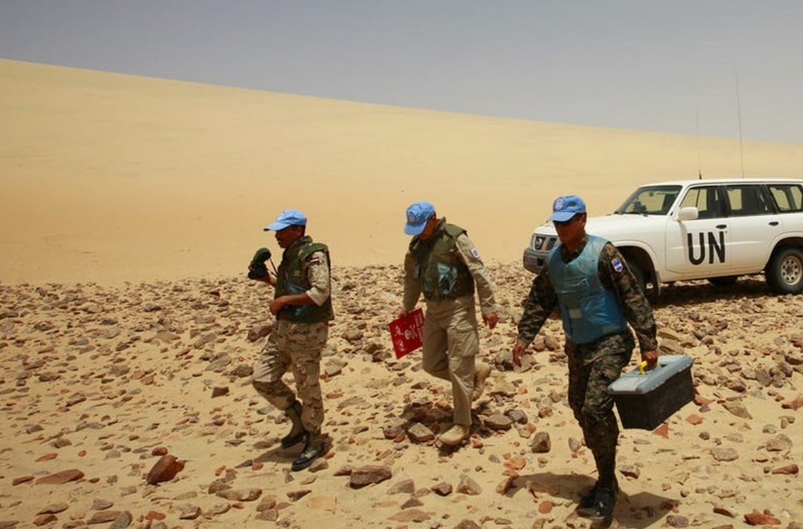 مجلس الأمن يُمدد بعثة المينورسو لعام إضافي ويدعم مقترح الحكم الذاتي المغربي في الصحراء