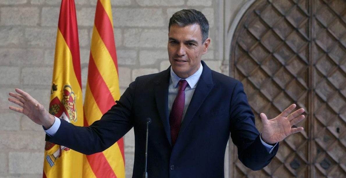 العفو العام على انفصاليي كاتالونيا مقابل ثقة البرلمان.. سانشيز يربح معركة المفاوضات للاستمرار رئيسا للحكومة الإسبانية