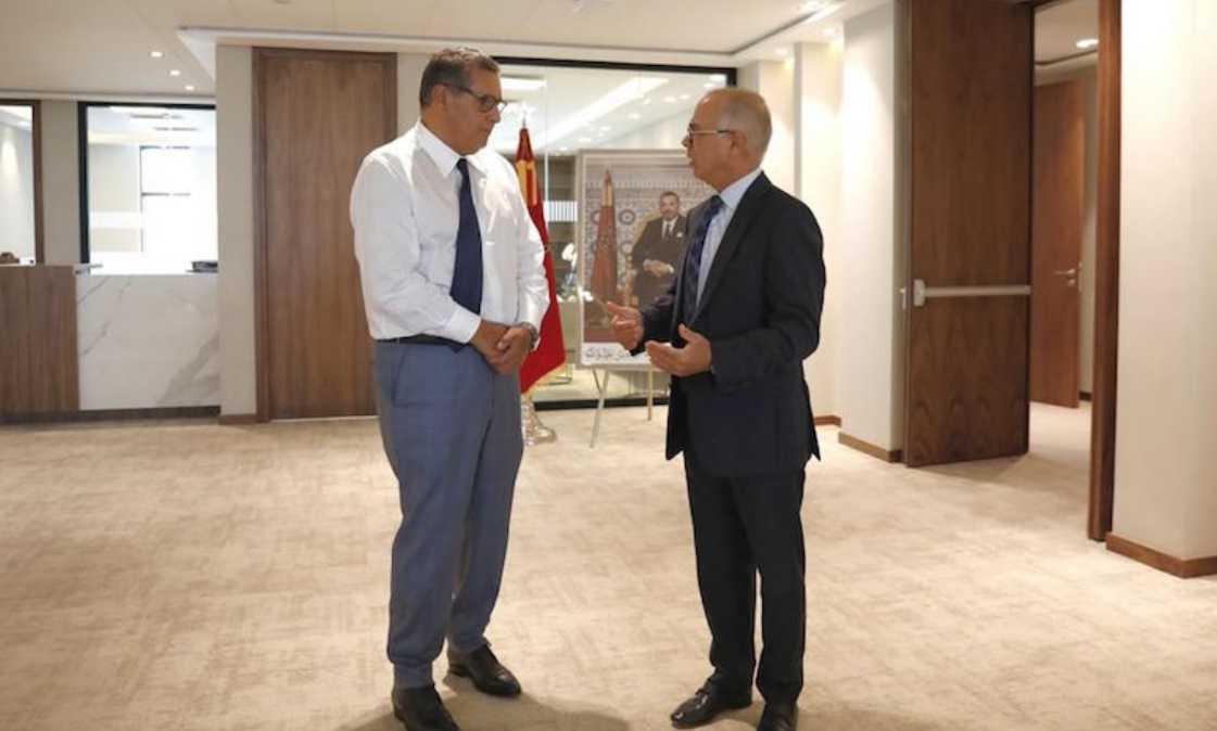  رئيس الحكومة يدعو النقابات التعليمية للحوار يوم إلإثنين المقبل 