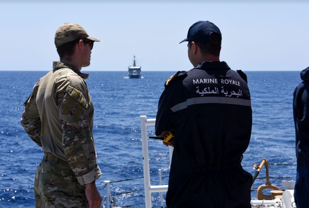 البحرية الملكية تقدم المساعدة ل56 مرشحا للهجرة غير الشرعية