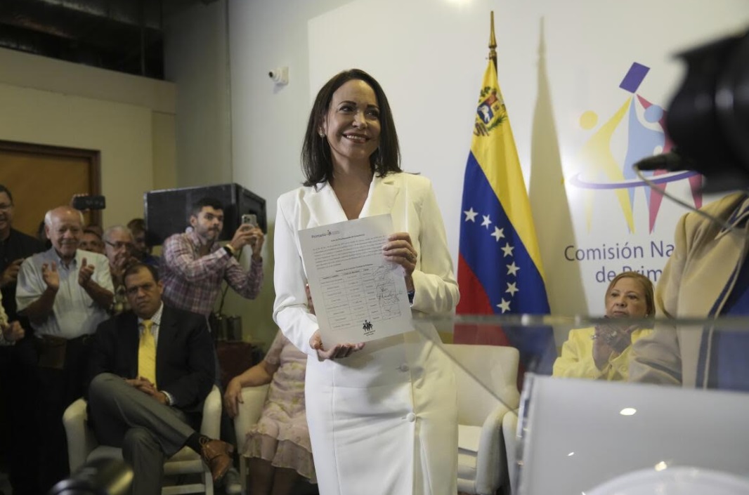 بعد أن احترقت ورقة غوايدو.. هل يراهن المغرب على مرشحة المعارضة لقيادة فنزويلا وضمان اعترافها بسيادة المملكة على الصحراء؟