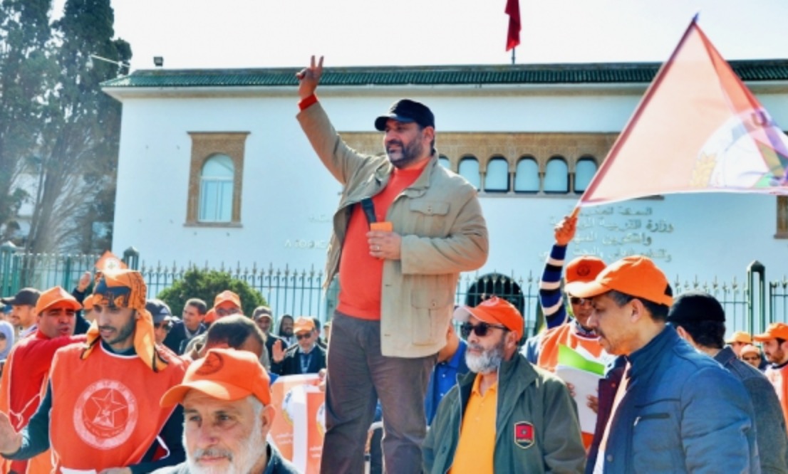 دحمان لـ "الصحيفة": بنموسى وعد بدراسة إقرار زيادة 3000 درهما لنساء ورجال التعليم وتجويد القانون الأساسي المجمّد أو سحبه