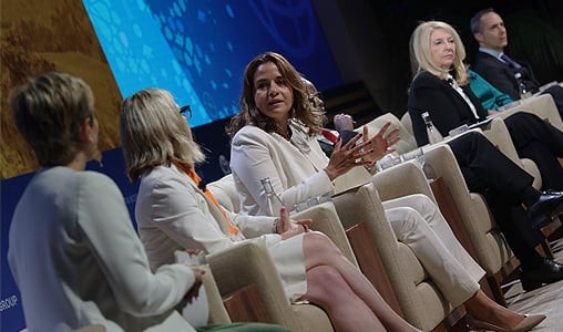 بعد تقرير "الصحيفة" وصمت الوزارة.. لغز مشاركة وفد مغربي مُكون من 823 شخصا في "كوب 28" بالإمارات يلاحق بنعلي في البرلمان