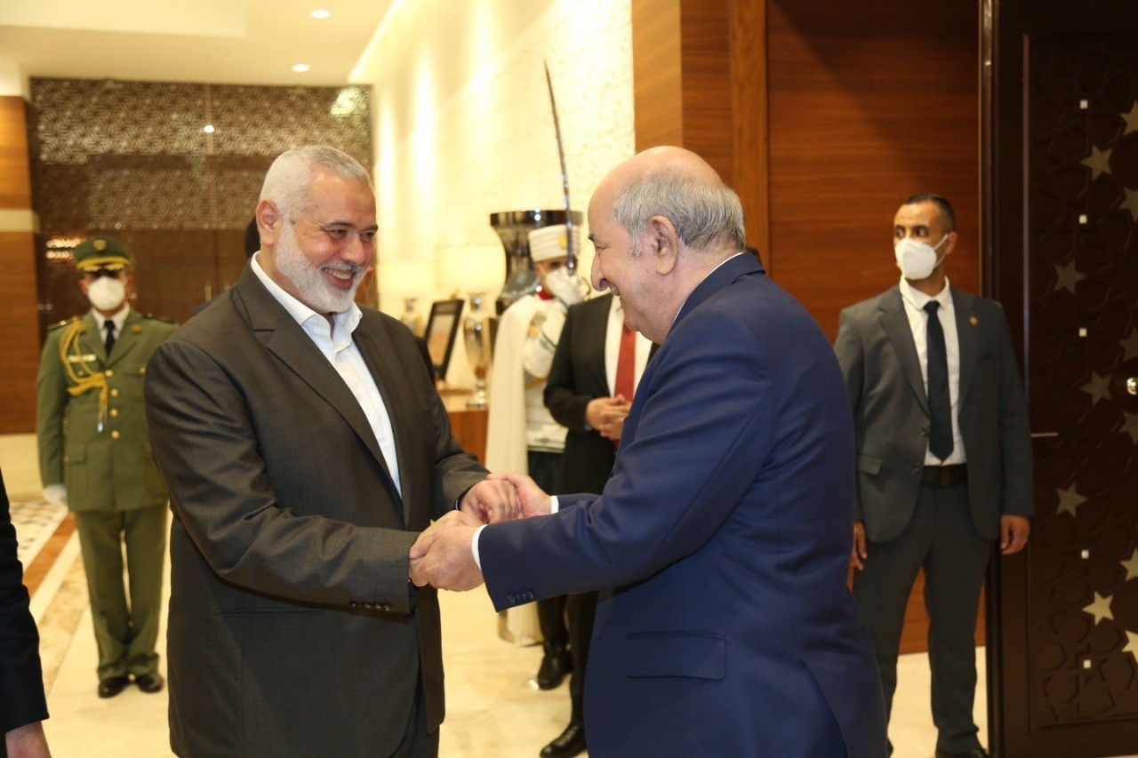 الولايات المتحدة الأمريكية وبريطانيا تُقرران فرض عقوبات على منتمين إلى "حماس" يقيمون في الجزائر