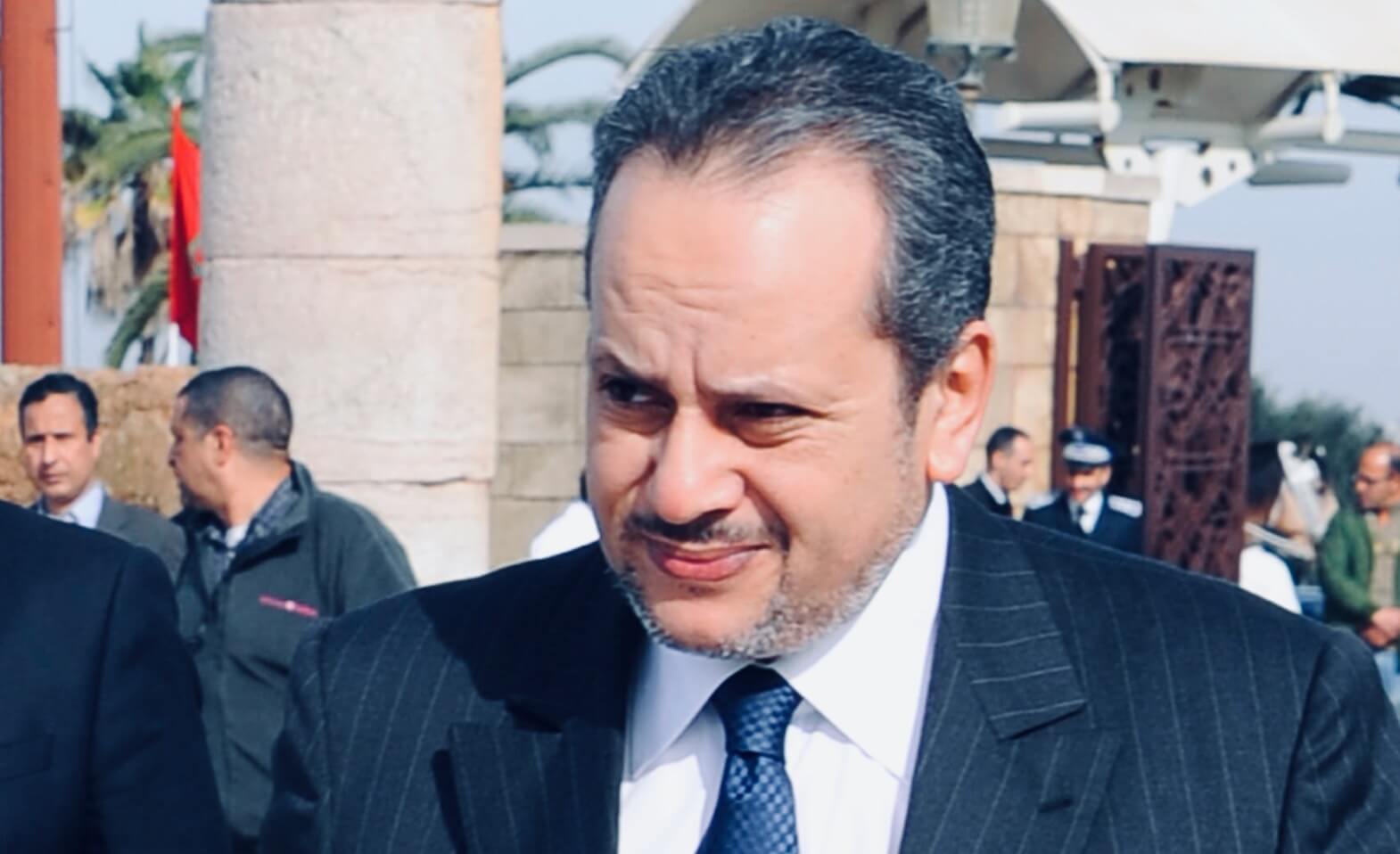 تقديرًا لدور "لادجيد" في "تعزيز الأمن الإقليمي".. الرئيس الروماني يوشح ياسين المنصوري بوسام "نجمة رومانيا" من درجة ضابط كبير