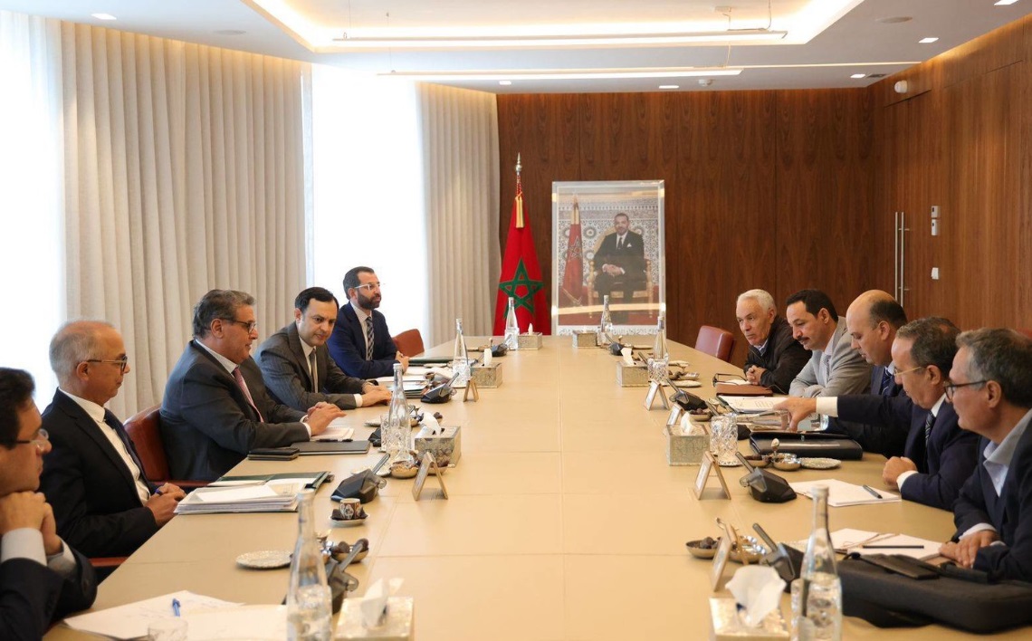 على وقع الاحتقان وغضب الشارع... الحكومة والنقابات يواجهان تصعيد التنسيقيات بإخراج مشروع النظام الأساسي من حالة التجميد