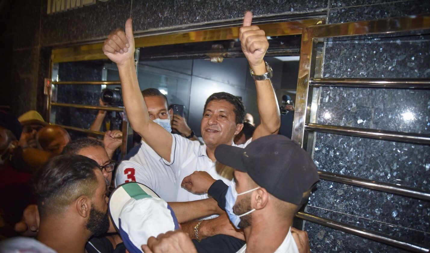 اعتقال بعيوي في ملف "إسكوبار الصحراء" يقرب مكتب مجلس الجهة من الحل.. و3 أسماء مرشحة لتعويضه أبرزها احجيرة