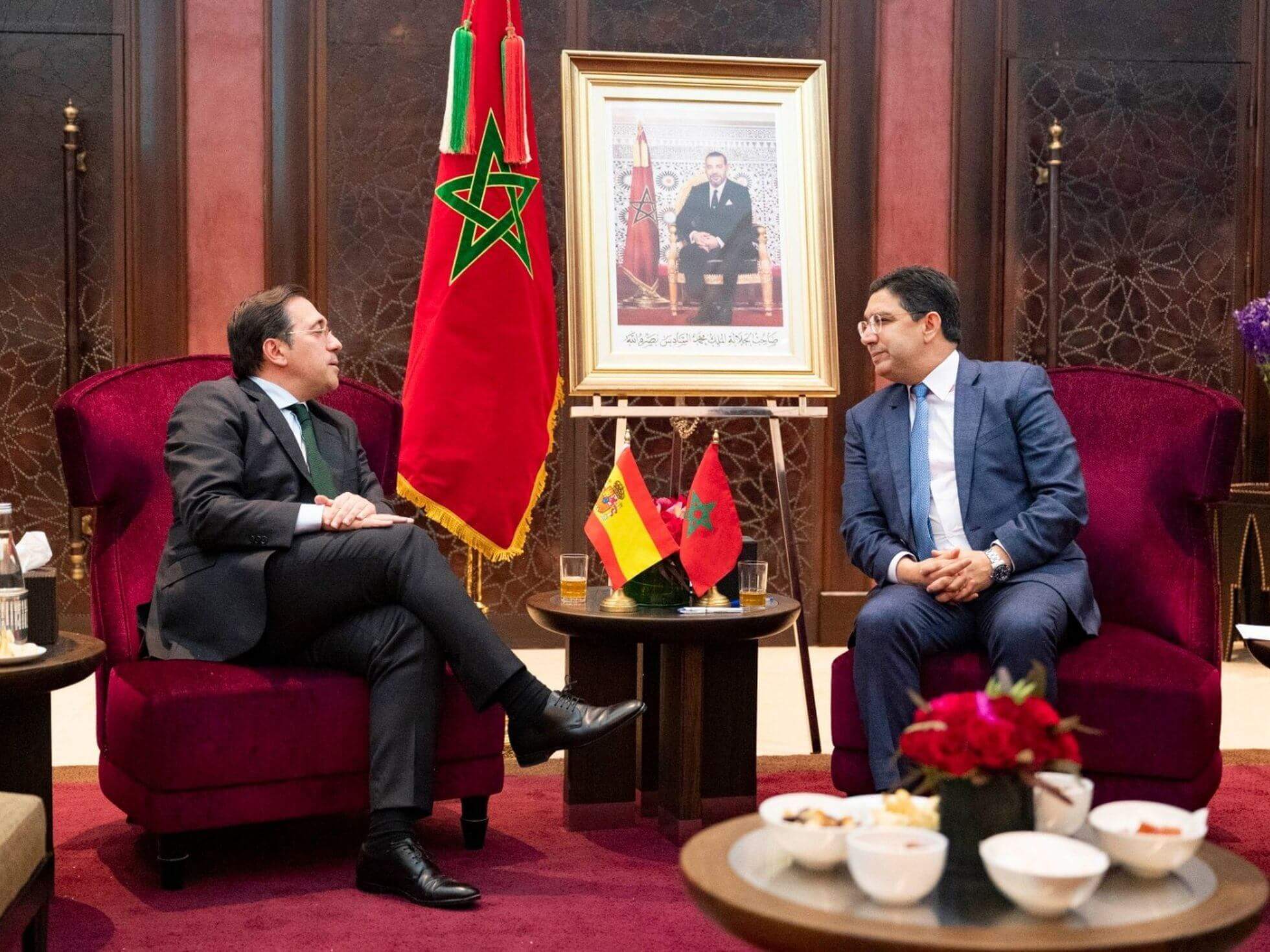 سيناقش ملف الحدود البحرية.. حكومة الكناري غاضبة من وزير الخارجية الإسباني لتوجهه إلى المغرب دون التنسيق معها