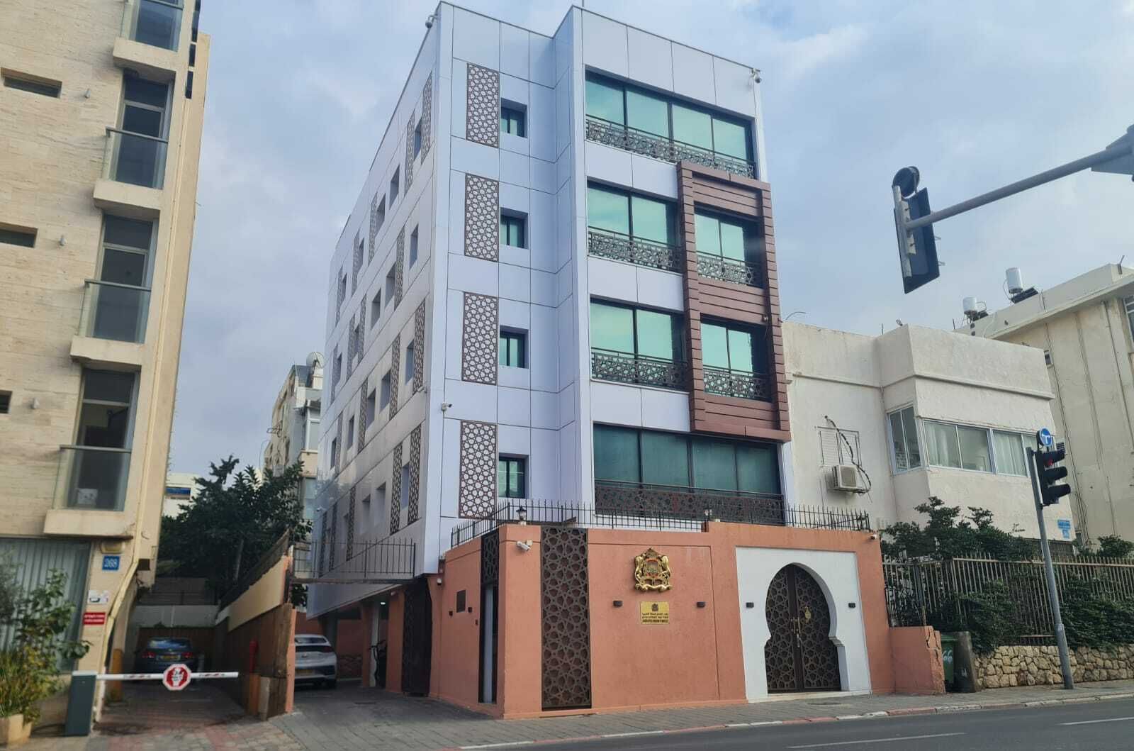 مكتب الاتصال المغربي في تل أبيب يُعلن تاريخ عودة خدماته القنصلية