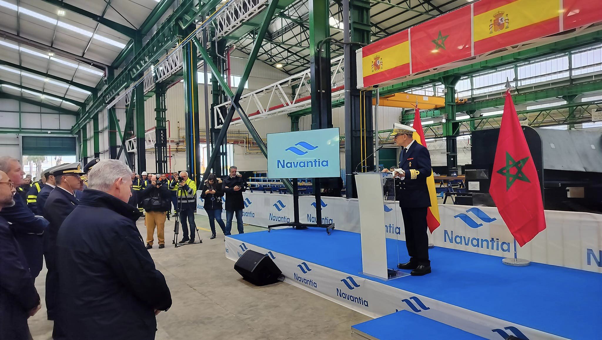 المغرب يعزز تعاونه العسكري مع إسبانيا بالإعلان عن بدء تصنيع سفينة حربية للبحرية الملكية من طراز "أفانتي 1800+" مجهزة بمدفع ومنصة إطلاق للصواريخ