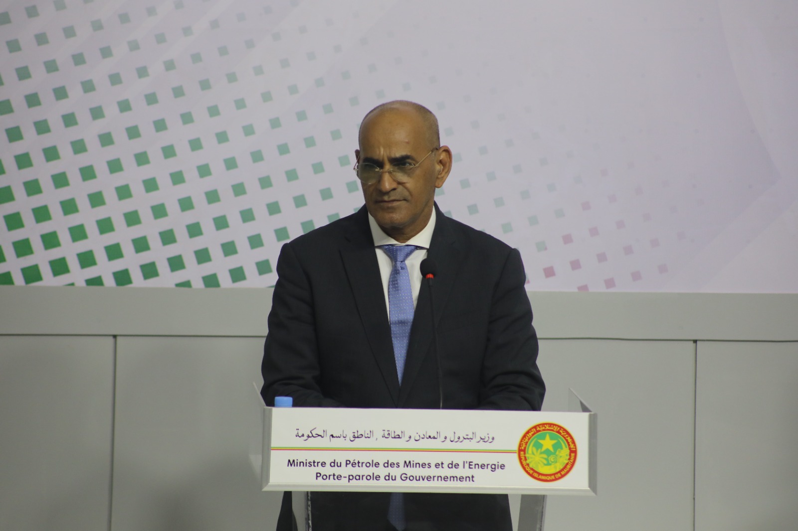 الناطق باسم الحكومة الموريتانية ينعي مقتل 4 منقبين عن الذهب في المنطقة العازلة مع المغرب ويؤكد أنهم تجاوزوا حدود بلادهم رغم تحذير السلطات