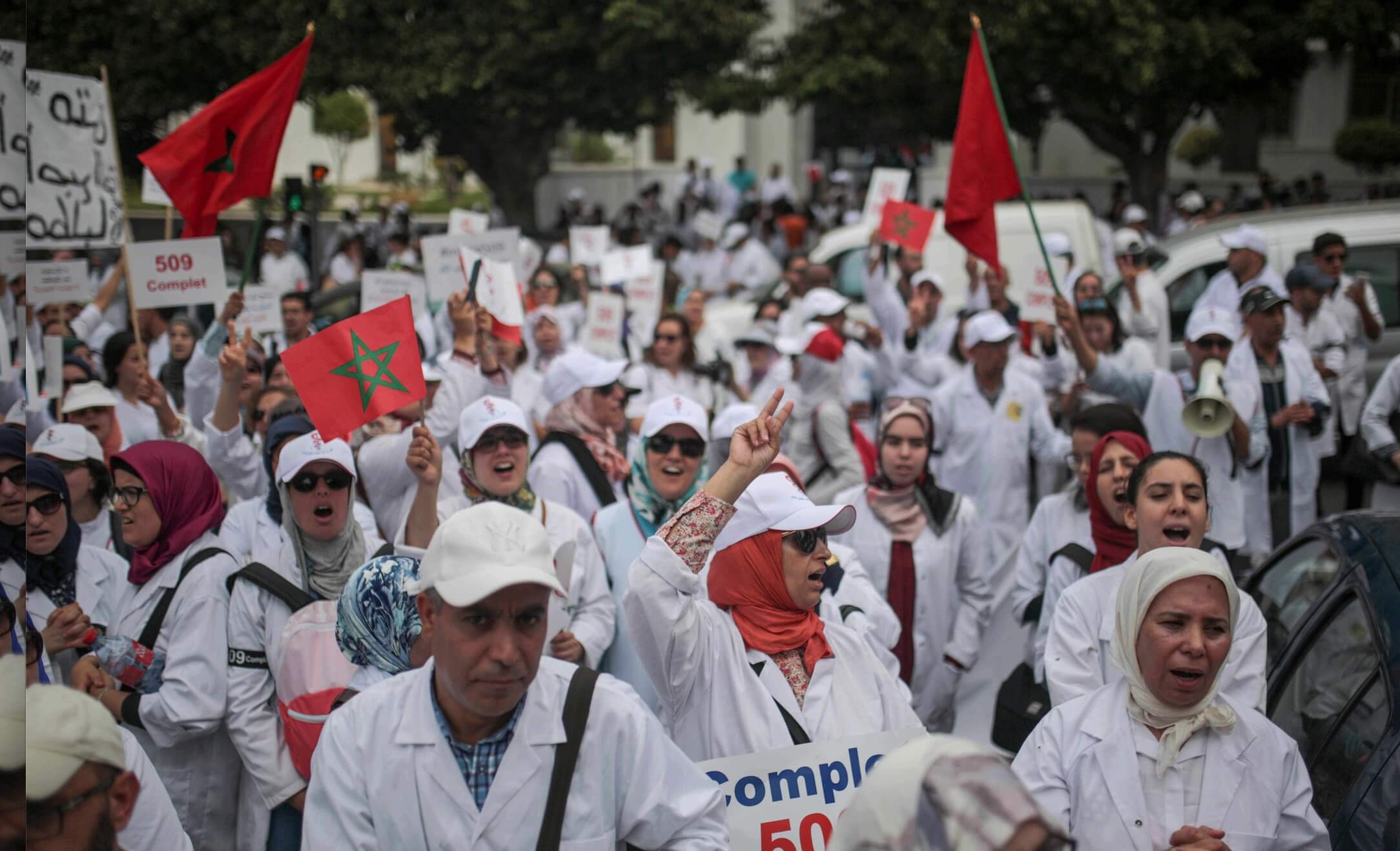 الحكومة تُقر زيادة بقيمة 1500 درهما كتعويض عن الأخطار المهنية للممرضين وتقنيي الصحية ابتداء من 2025 والنقابات تعتبرها "غير كافية"