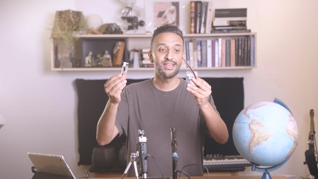 تخصص عائداتها لصناعة المحتوى العلمي المجاني.. المختاري يقدم يومية "تفاعلية" لتاريخ العلم