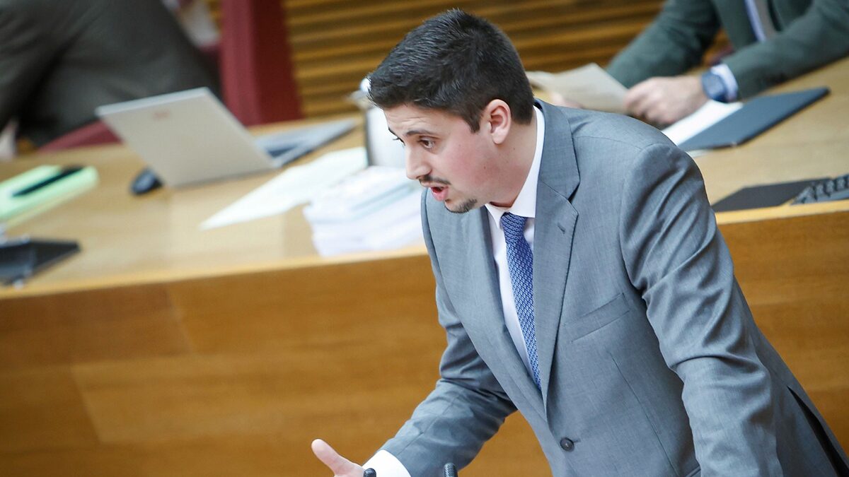 حزب "فوكس" الإسباني يُطالب الاتحاد الأوروبي بإنهاء الاتفاق الفلاحي مع المغرب بدعوى أنه يقف وراء مشاكل الفلاحين الإسبان والأوروبيين