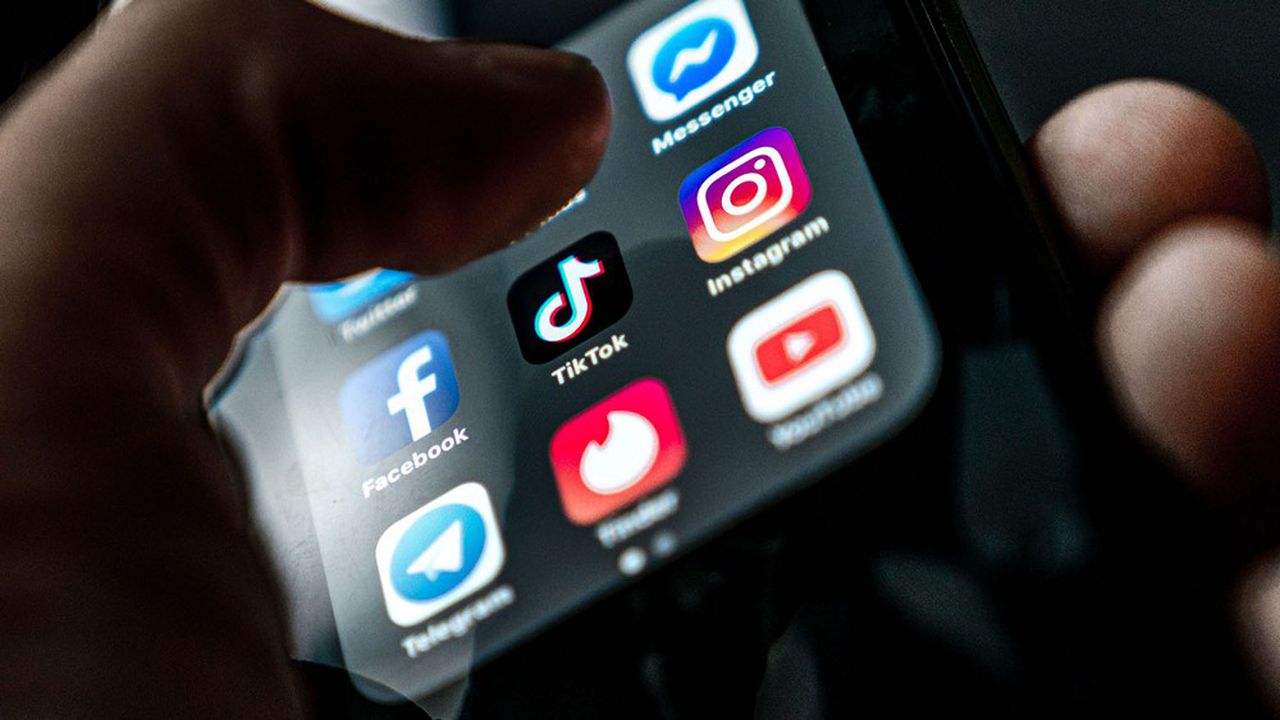 فايسبوك وتيك توك ترفعان دعوى قضائية ضد الاتحاد الأوروبي بعد فرضه ضرائب ضخمة عليهما