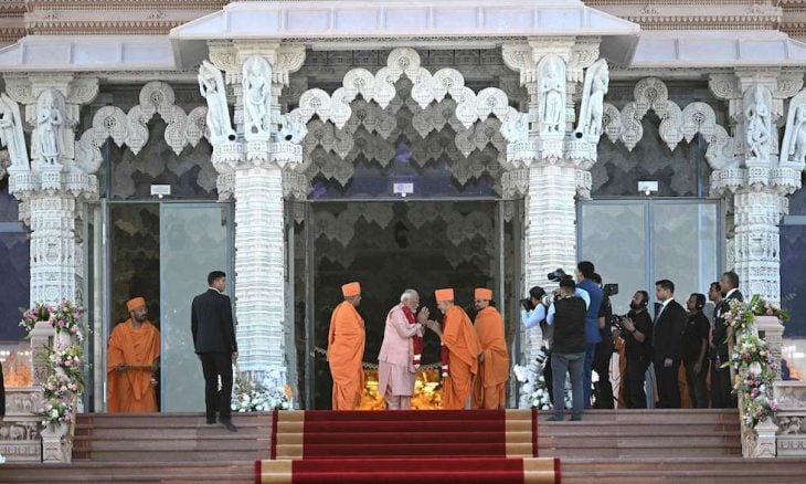 رئيس وزراء الهند يفتتح معبدا هندوسيا في الإمارات بكلفة 95 مليون دولار