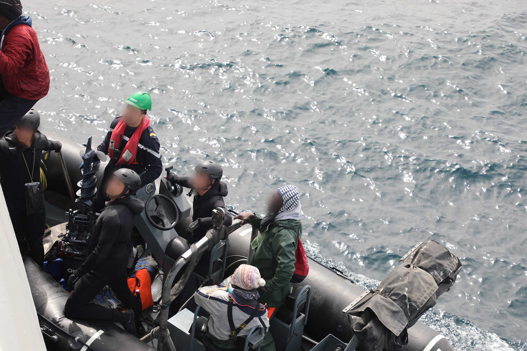 البحرية الملكية تقدم المساعدة لـ 32 مرشحا للهجرة غير النظامية من إفريقيا جنوب الصحراء