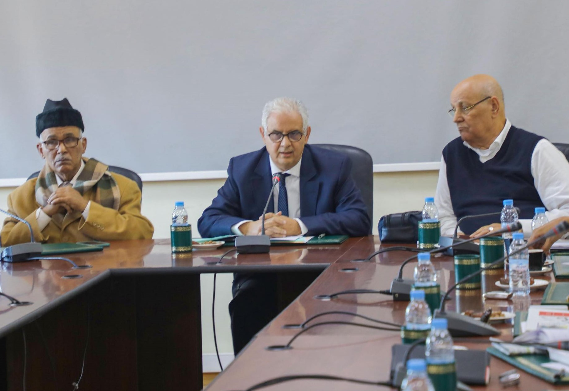 حزب الاستقلال يتبرأ من تكرار تجربة القيادة الجماعية لشريكه في الحكومة ويؤكد انتخاب أمين عام خلال المؤتمر الوطني