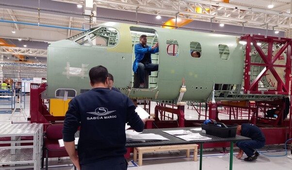 وزير الصناعة المغربي: المملكة تسعى إلى صناعة طائرة كاملة قبل سنة 2030 .. واستثمارات السيارات الكهربائية تفوق 50 مليار دولار