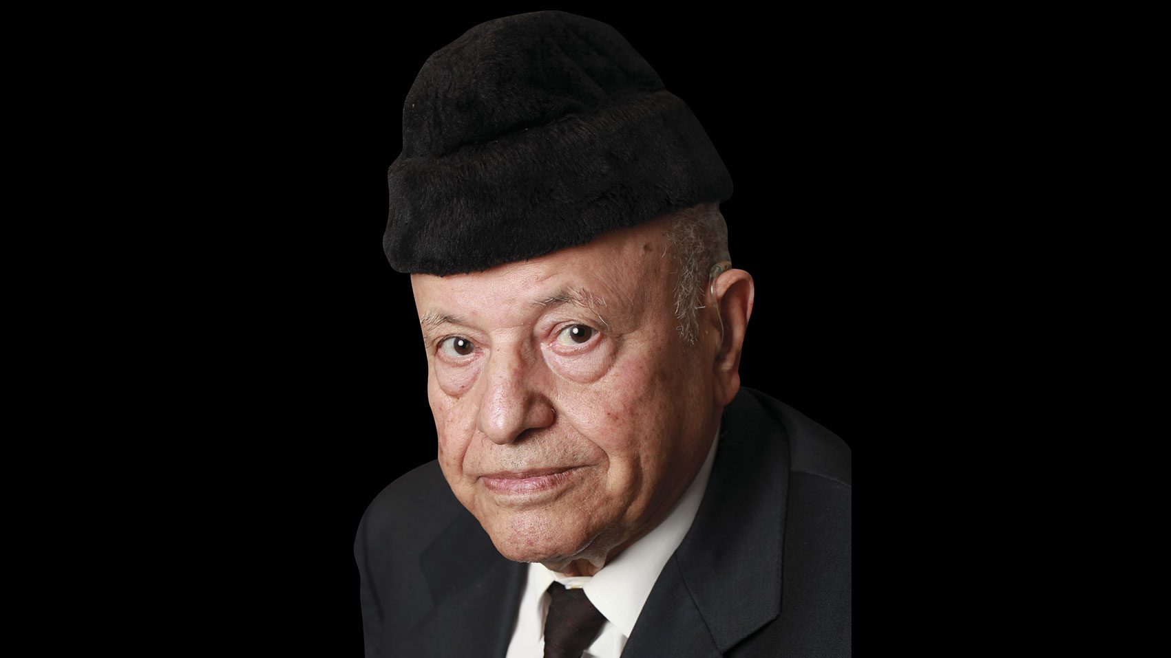 وفاة السياسي المغربي وأحد رجال المقاومة محمد بنسعيد آيت إيدر