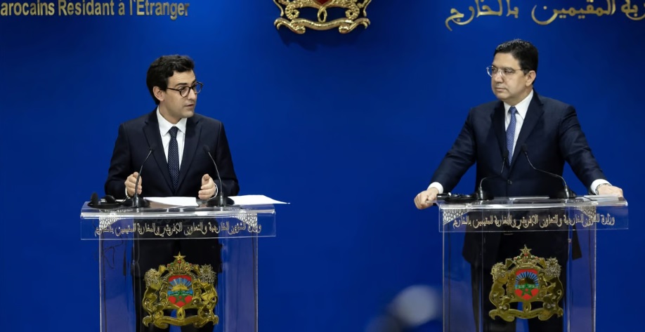  تقارير فرنسية: زيارة سيجورني إلى المغرب جمعت بين "الخيبة والأمل" في انتظار زيارة ماكرون إلى الرباط 