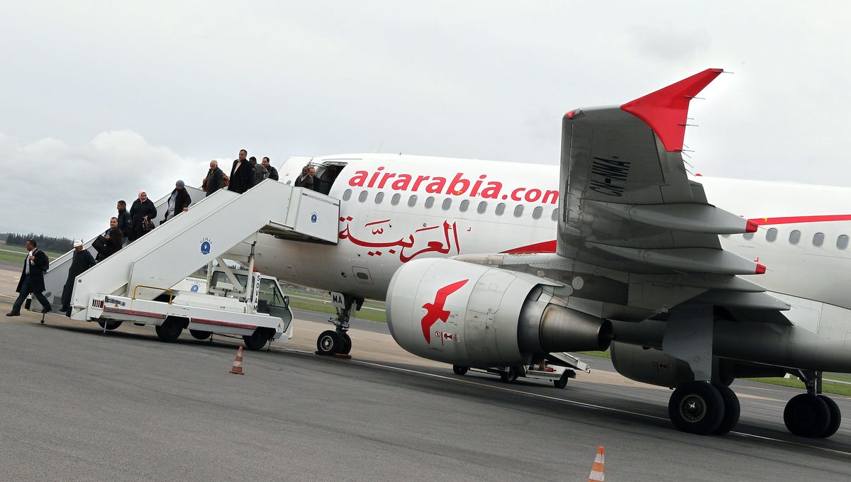 بعد مغامرة كادت تودي بحياتهم.. هكذا "خدعت" العربية للطيران ركاب رحلة طنجة – باريس المُلغاة لتفادي تعويضهم