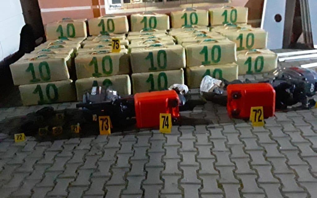 القنيطرة.. إحباط محاولة تهريب طنين و145 كيلوغراما من مخدر الشيرا