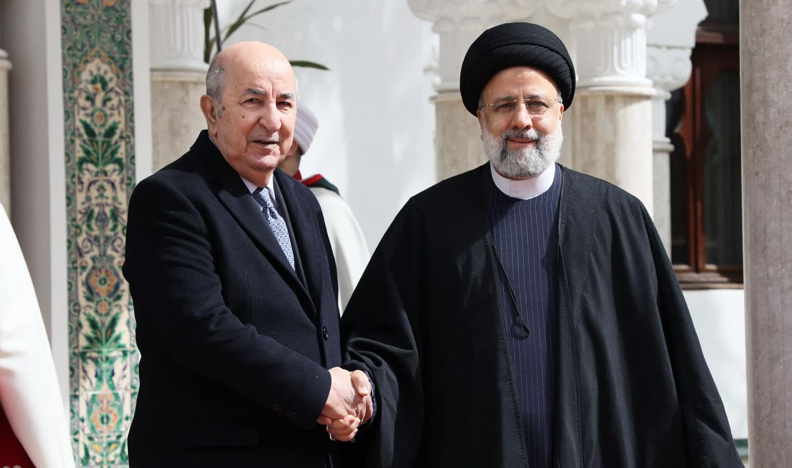 المغرب يعزز تحالفه مع دول الخليج التي تدعم وحدته الترابية.. والجزائر تستقوي بإيران رغم الرفض العربي