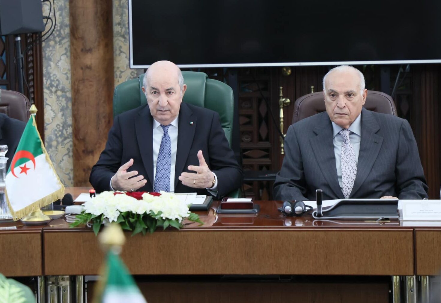 الجزائر تعين قنصليين جديدين لدى المغرب في وجدة والدار البيضاء.. وتُغير جميع سفرائها في دول الساحل التي أعلنت الانضمام إلى المبادرة الأطلسية