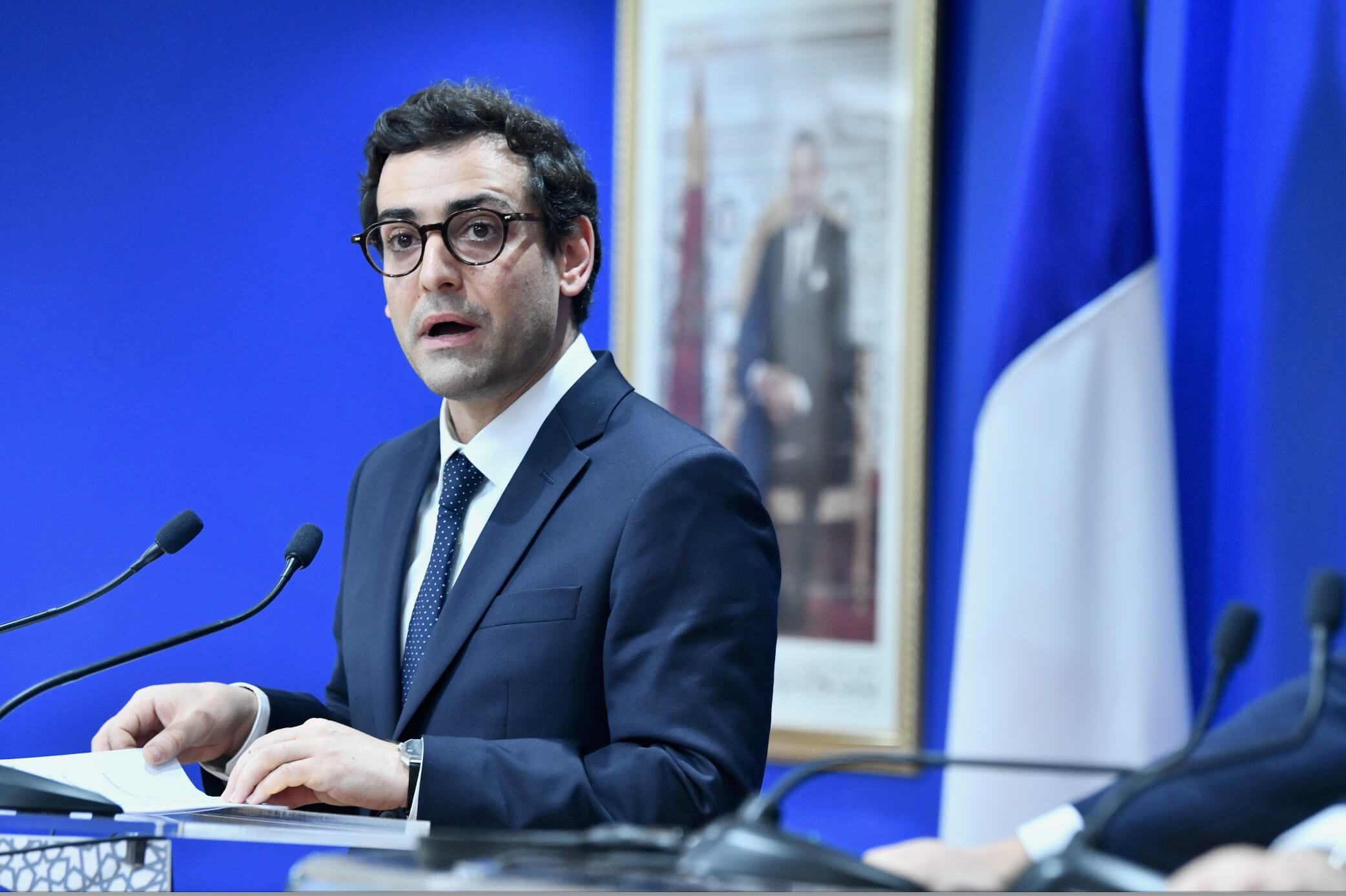  كي يتفادى ربطه بالموقفين الإسباني والأمريكي.. سيجورني: نركز على موقف فرنسا بخصوص الصحراء وهو دعم المقترح المغربي 