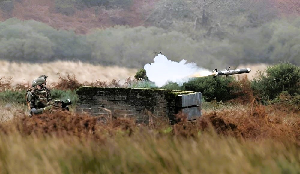  الحرب الروسية على أوكرانيا.. اختبار ميداني تُتابعه الرباط لتحديد نوعية صفقات التسلح "الناجحة" التي يمكن تزويد الجيش المغربي بها 