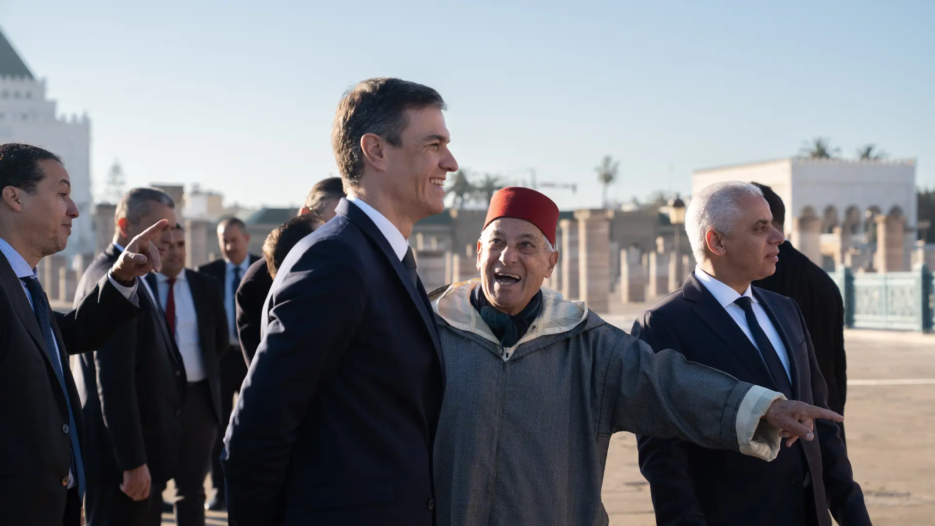 المعارضة الإسبانية تضغط على سانشيز في قضية سبتة ومليلية وتعتبر أن العلاقة مع المغرب لن تكون جيدة مادامت الجمارك الحدودية للمدينتين مغلقة