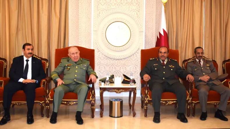 قطر تُعلن دعمها لسيادة المغرب الكاملة على الصحراء تزامنا مع زيارة رئيس أركان الدفاع الجزائري إلى الدوحة