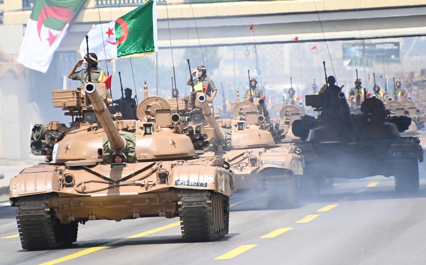  صحيفة أمريكية: واشنطن وافقت على تزويد المغرب بصواريخ مضادة للدبابات التي تملكها إسبانيا والجزائر 