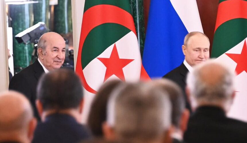 تقرير لوكالة "فيتش": الجزائر دخلت "المنطقة المظلمة" مع روسيا بسبب التغييرات الجيوسياسية في المنطقة وسوء علاقاتها مع مالي والنيجر.. والمغرب نجح في تقويض الأوضاع الإقليمية لصالحه