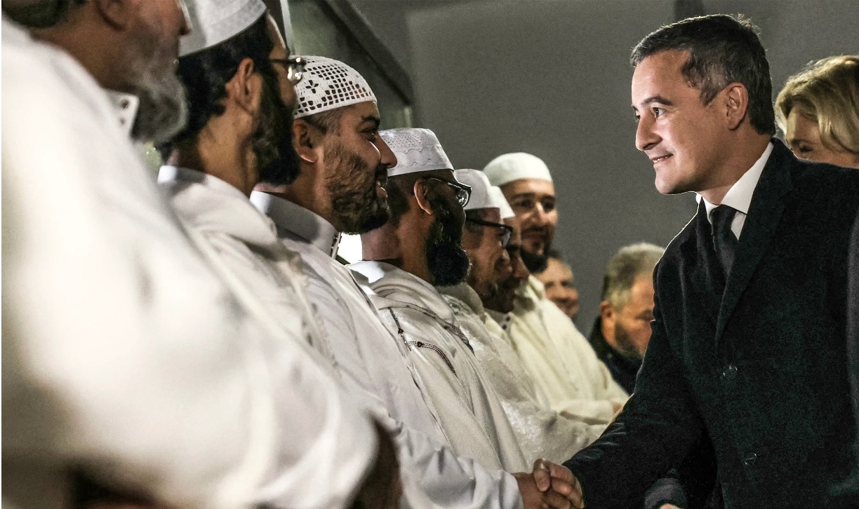 وزير الداخلية الفرنسي يحل بالمغرب لمناقشة وقف "تصدير الأئمة".. ومُحاربة الهجرة والجريمة المنظمة