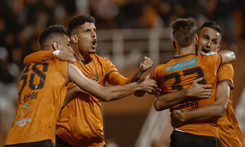  نهضة بركان يتأهل لنصف نهائي كأس "الكاف" ليواجه فريق اتحاد العاصمة الجزائري 