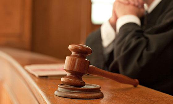 تحديد موعد النطق بالحكم في قضية برلماني استقلالي متهم بالاعتداء على صحافي