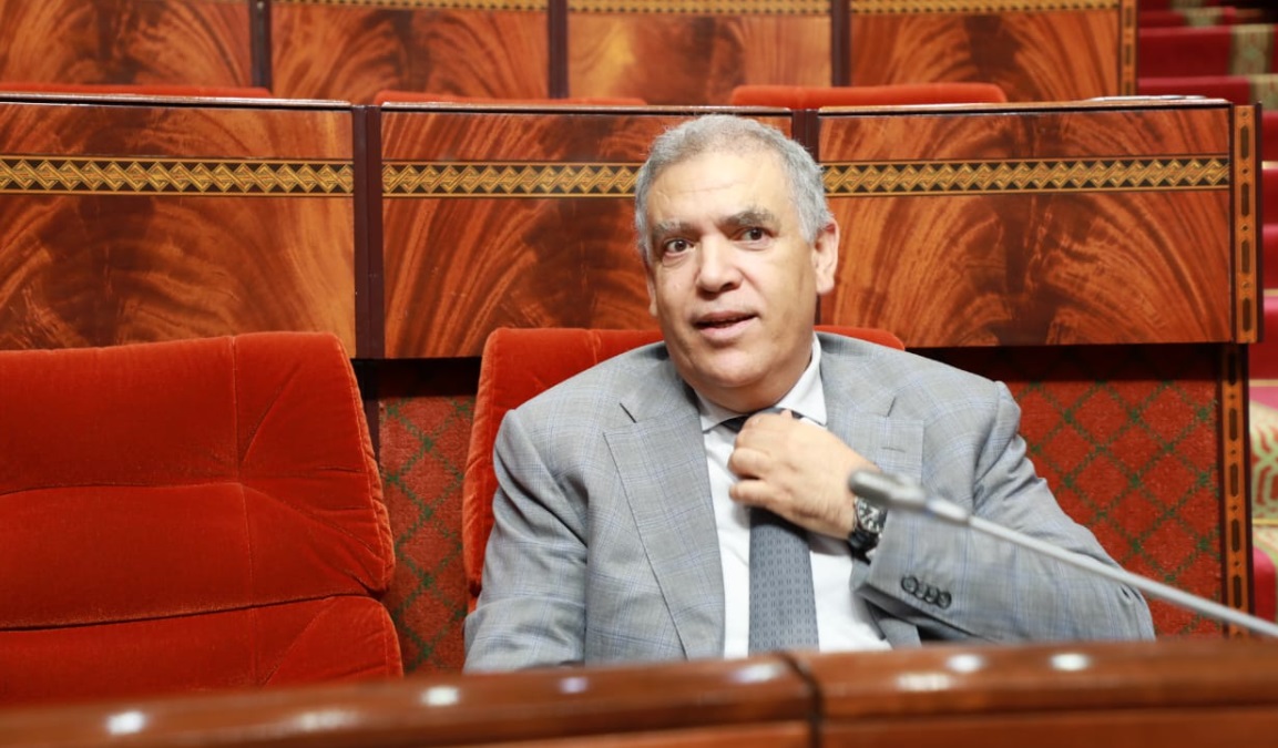  وزارة الداخلية تطلق نظام "الوسم الإلكتروني" لمتابعة حضور الموظفين داخل الإدارات العمومية 