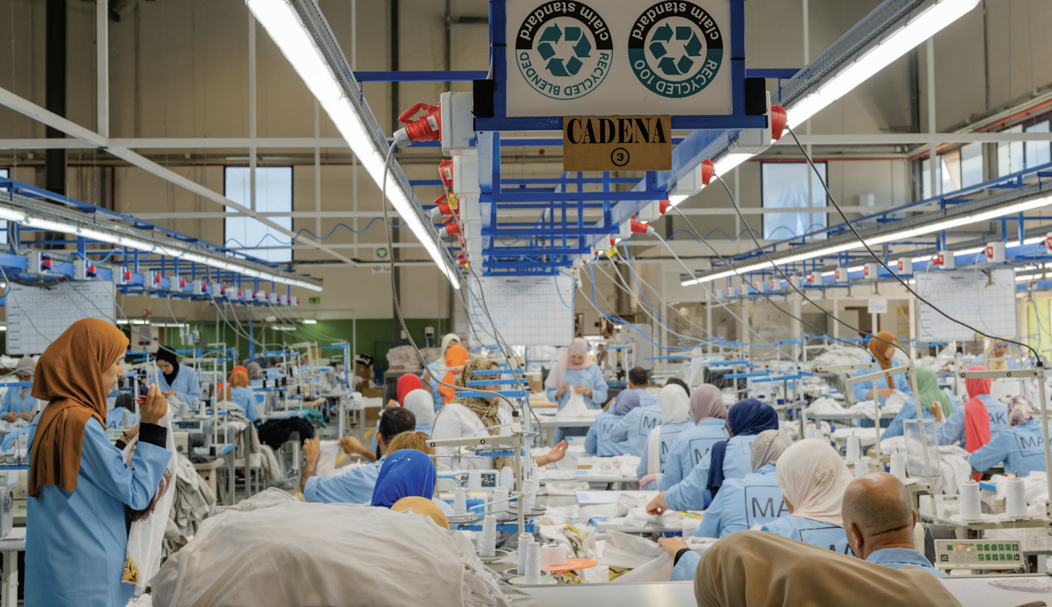  الاستثمار الأجنبي يتراجع إلى النصف بالمغرب ورؤوس الأموال الوطنية مستمرة في الخروج 