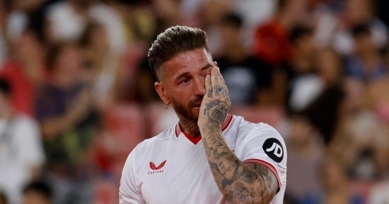 إشبيلية يعلن رحيل مدافعه سيرخيو راموس عن الفريق