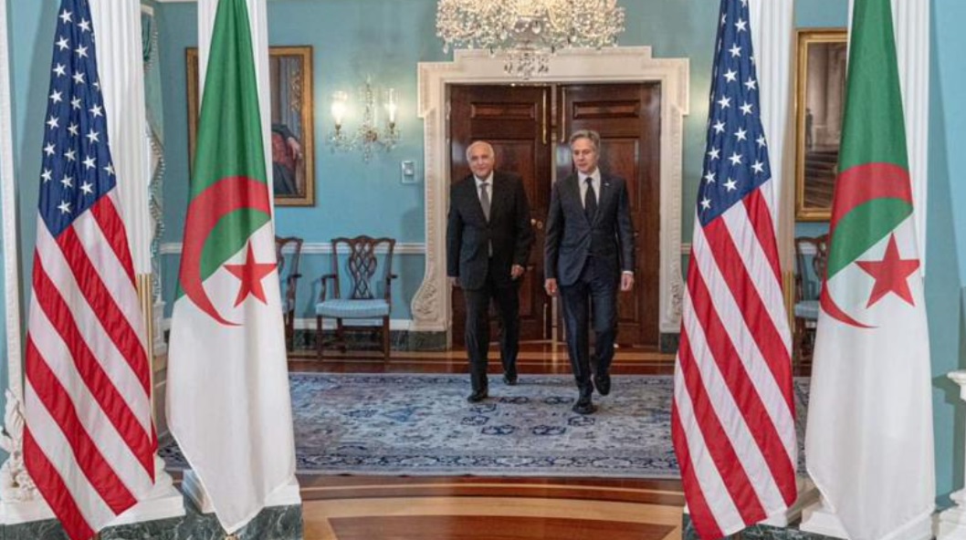  بعد إعلان المغرب دعمها.. بلينكن يتباحث مع عطاف لتفادي أي عرقلة لمبادرة بايدن في غزة، والجزائر تستجيب 