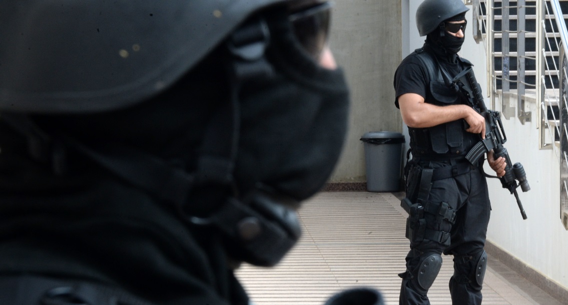  يصنعون متفجرات لاستهداف أماكن حيوية بالمملكة.. توقيف 4 موالين لـ"داعش" بسلا وطنجة وتطوان 