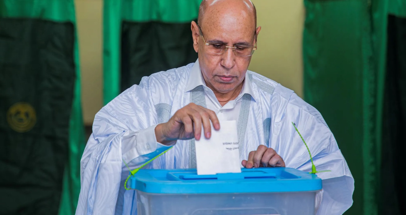 ولد الغزواني يتصدر النتائج المؤقتة الانتخابات الرئاسية ومنافسه يعتبر النتائج "مزورة" ويدعو إلى "عصيان مدني"