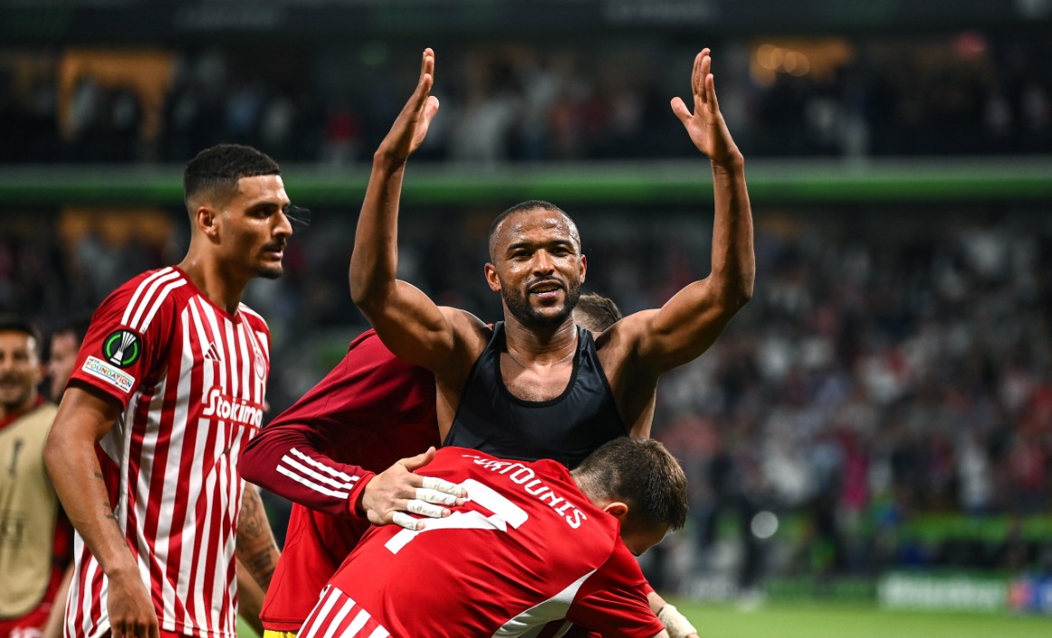  الاتحاد الأوروبي لكرة القدم يتوج الكعبي أفضل لاعب في دوري المؤتمر الأوروبي 