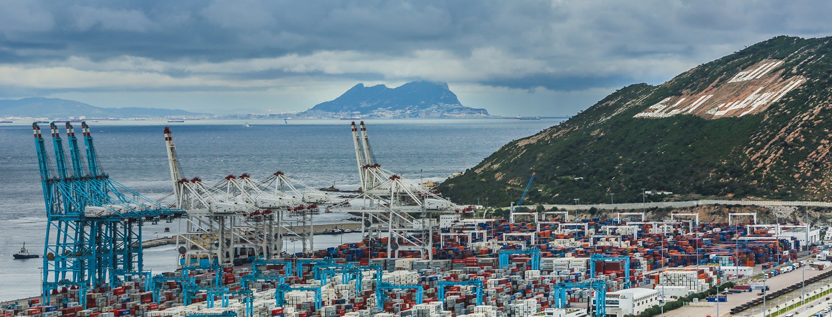  ميناء طنجة المتوسط يحتل المركز الرابع وفقا للمؤشر العالمي لأداء موانئ الحاويات 